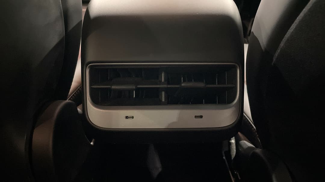 2023 Tesla Model Y Rear-wheel Drive, Automatic, 22321 km, Rear A/C Vent