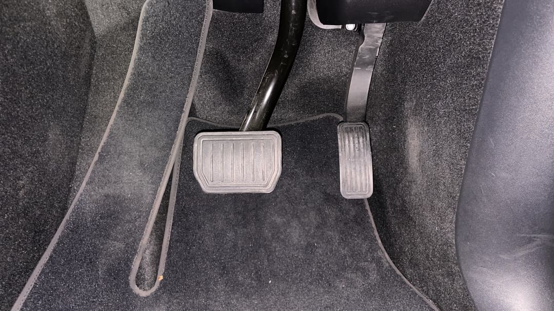 2023 Tesla Model Y Rear-wheel Drive, Automatic, 22321 km, Pedals and Footmat