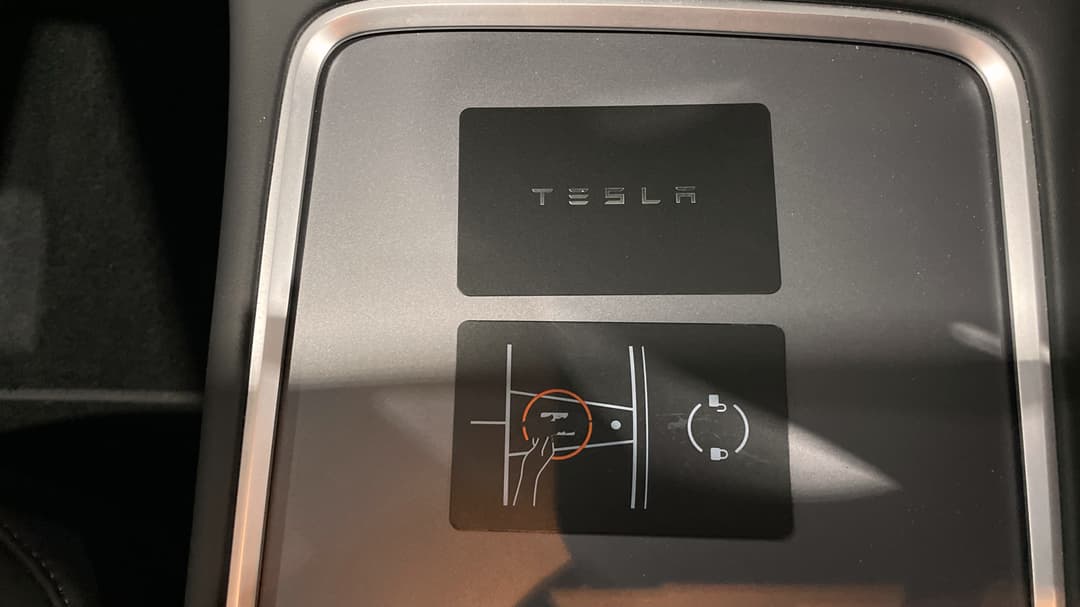2023 Tesla Model Y Rear-wheel Drive, Automatic, 22321 km, Key Close-up