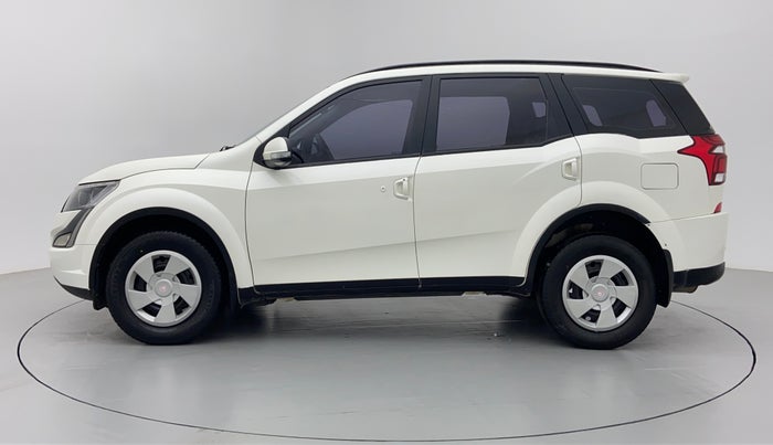 2018 Mahindra XUV500 W7 FWD, Diesel, Manual, 39,584 km, Left Side View