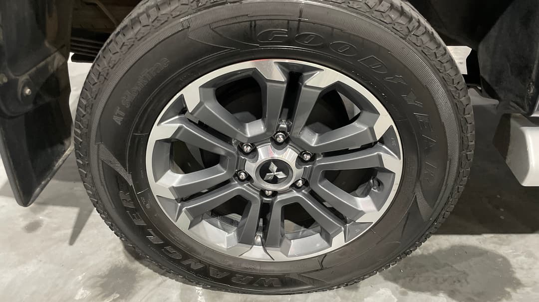 2019 Mitsubishi Triton Gls (4x4) Premium, Automatic, 135618 km, Right Rear Wheel