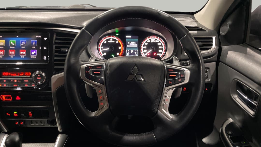 2019 Mitsubishi Triton Gls (4x4) Premium, Automatic, 135618 km, Steering Wheel Close-up