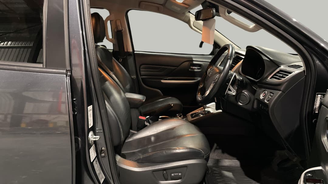 2019 Mitsubishi Triton Gls (4x4) Premium, Automatic, 135618 km, Right Side Front Door Cabin View