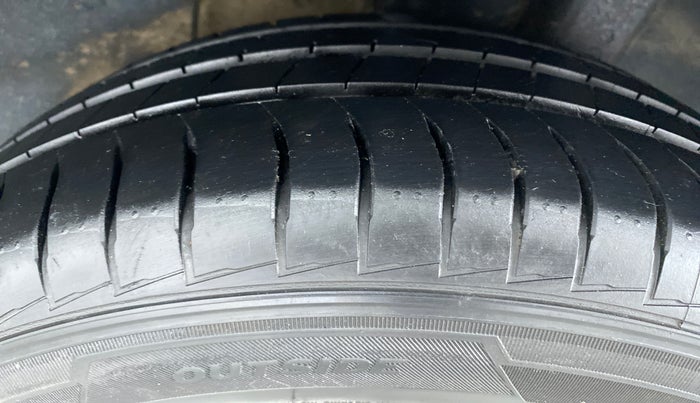 2020 Hyundai GRAND I10 NIOS 1.0 TURBO SPORTZ, Petrol, Manual, 12,003 km, Left Rear Tyre Tread