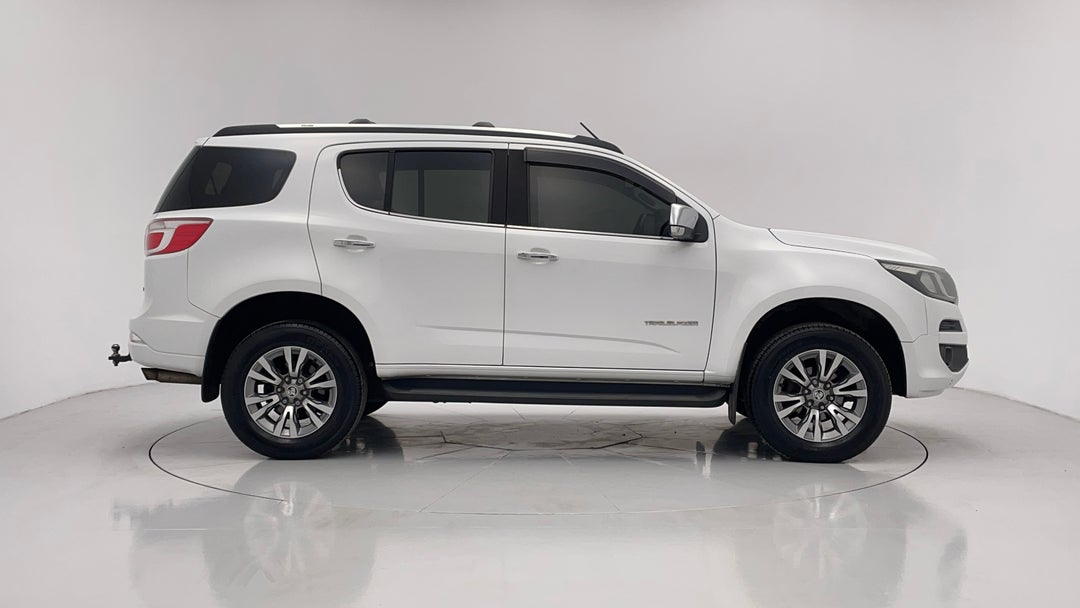 2017 Holden Trailblazer Ltz (4x4), Automatic, 110099 km, Right Side View