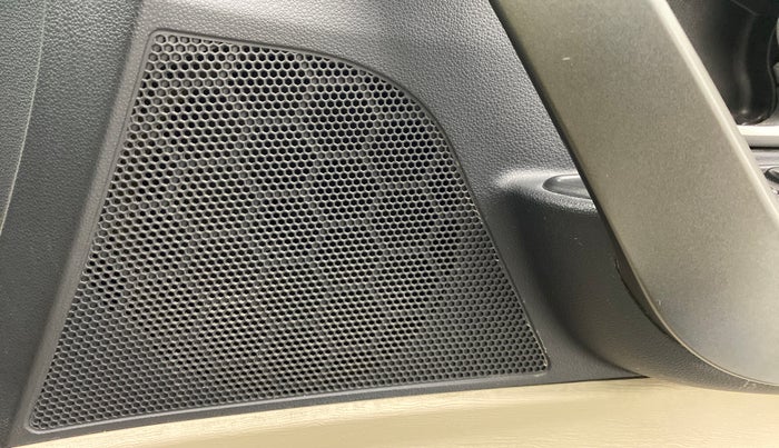 2017 Mahindra XUV500 W6 4X2, Diesel, Manual, 21,818 km, Speaker