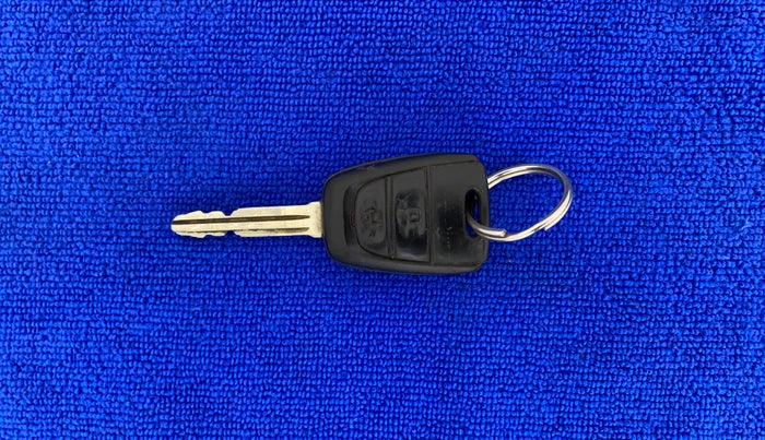 2015 Hyundai Grand i10 SPORTZ 1.2 KAPPA VTVT, Petrol, Manual, 71,821 km, Lock system - Remote key not functional