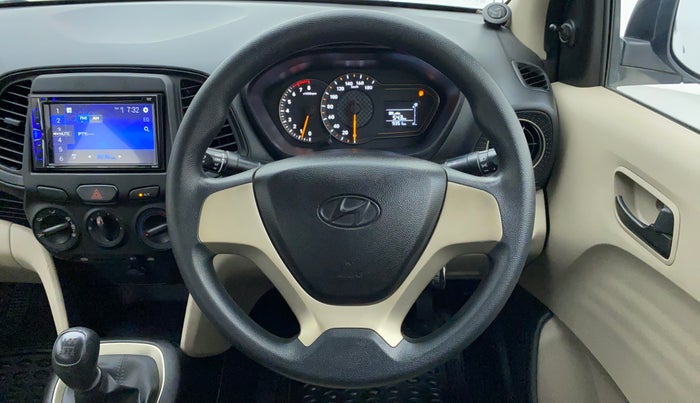2018 Hyundai NEW SANTRO ERA 1.1, Petrol, Manual, 9,423 km, Steering Wheel Close Up