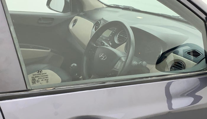 2019 Hyundai Grand i10 MAGNA 1.2 KAPPA VTVT, Petrol, Manual, 53,942 km, Driver-side door - Weather strip has minor damage