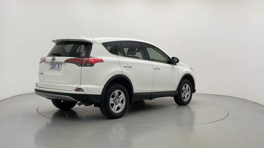 Right Back Diagonal (45- Degree) View