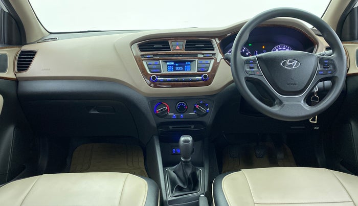 2016 Hyundai Elite i20 MAGNA 1.2, Petrol, Manual, 66,869 km, Dashboard