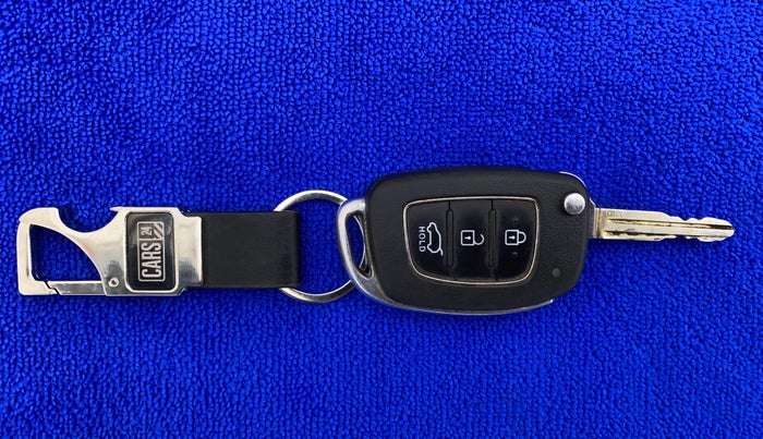 2019 Hyundai VENUE 1.0L Turbo GDI SX MT, Petrol, Manual, 53,557 km, Key Close Up