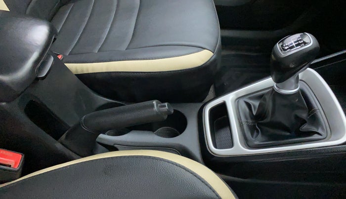 2019 Hyundai VENUE 1.0L Turbo GDI SX MT, Petrol, Manual, 53,557 km, Gear Lever