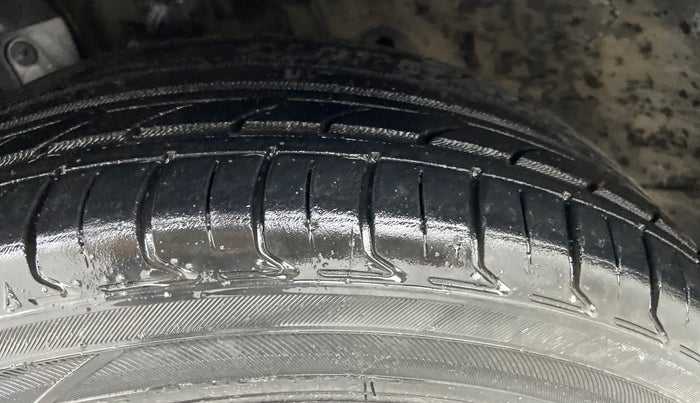 2014 Honda City VX MT DIESEL, Diesel, Manual, 74,602 km, Left Front Tyre Tread