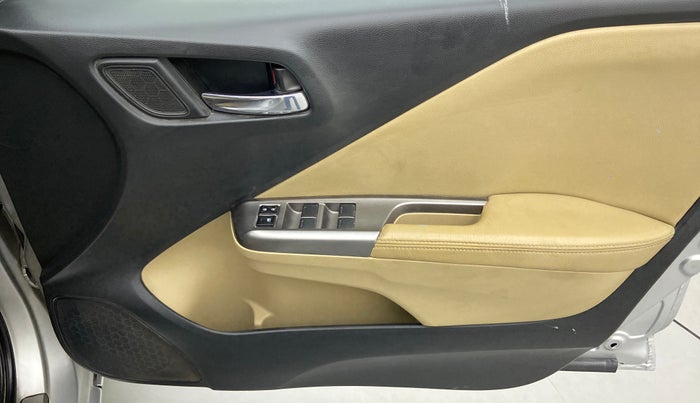 2014 Honda City VX MT DIESEL, Diesel, Manual, 74,602 km, Driver Side Door Panels Control
