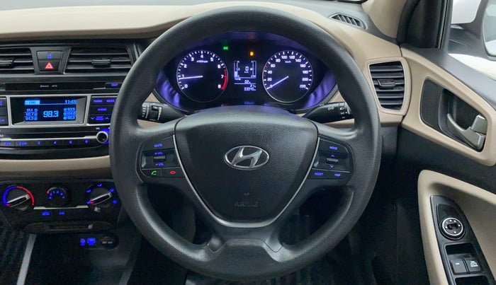 2016 Hyundai Elite i20 MAGNA 1.2, Petrol, Manual, 33,141 km, Steering Wheel Close Up
