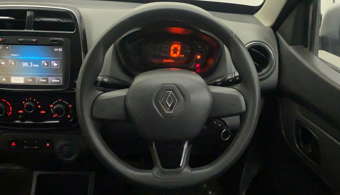 2016 Renault Kwid RXT 1.0, Petrol, Manual, 26,605 km, Steering Wheel Close Up