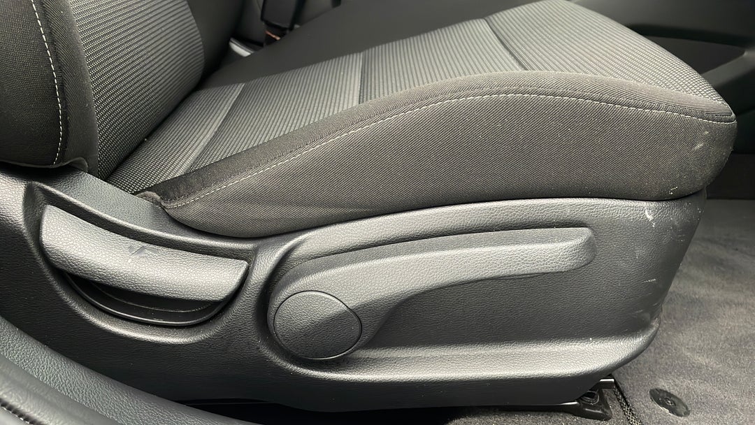 2018 Kia Cerato Sport, Automatic, 21242 km, Drivers Side Adjustment Panel