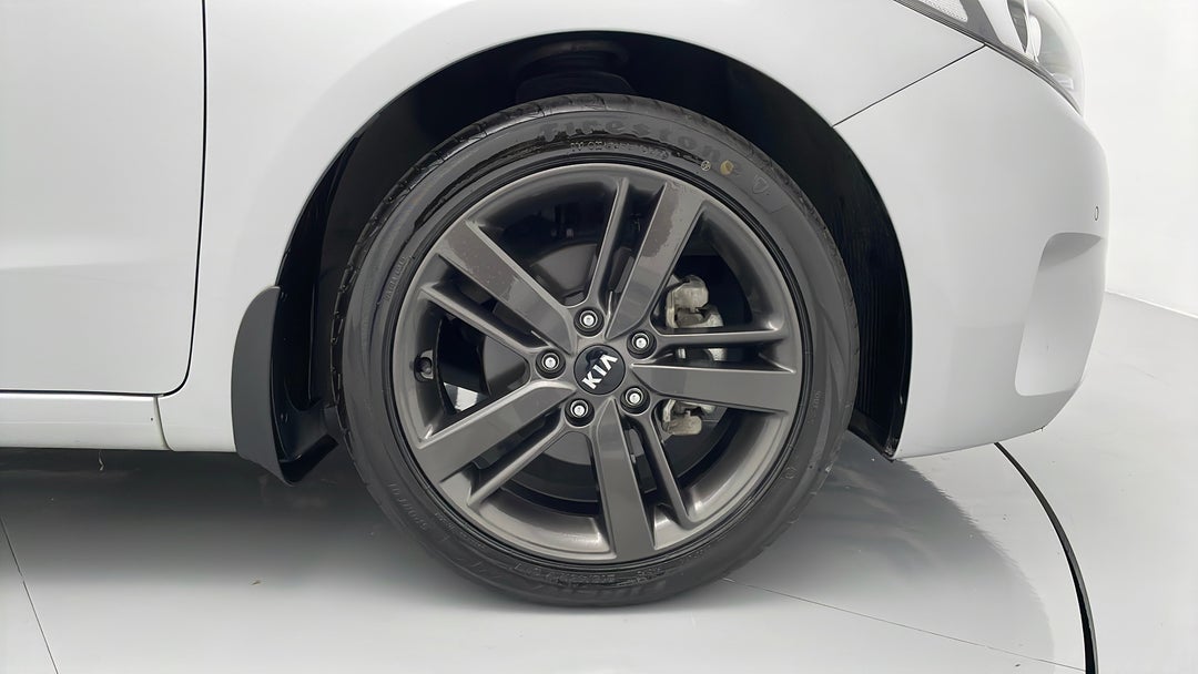 2018 Kia Cerato Sport, Automatic, 21242 km, Right Front Wheel