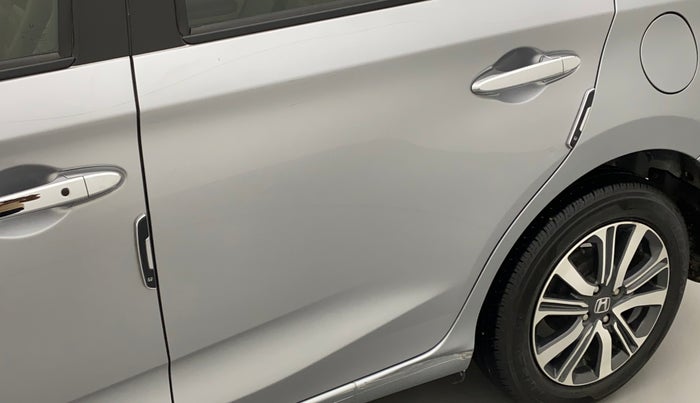 2022 Honda Amaze 1.2L I-VTEC VX, Petrol, Manual, 17,398 km, Rear left door - Slightly dented