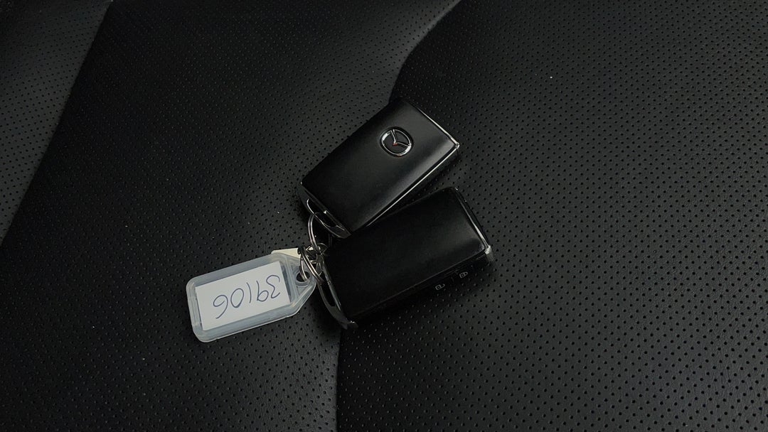 2021 Mazda CX-9 Touring (fwd), Automatic, 47682 km, Key Close-up