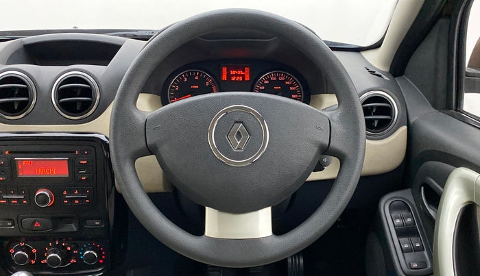 2014 Renault Duster 85 PS RXL, Diesel, Manual, 50,434 km, Steering Wheel Close Up