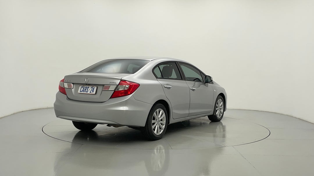 Right Back Diagonal (45- Degree) View