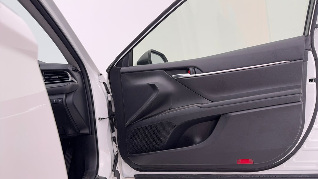 2024 Toyota Camry Ascent, Automatic, 51839 km, Speaker View