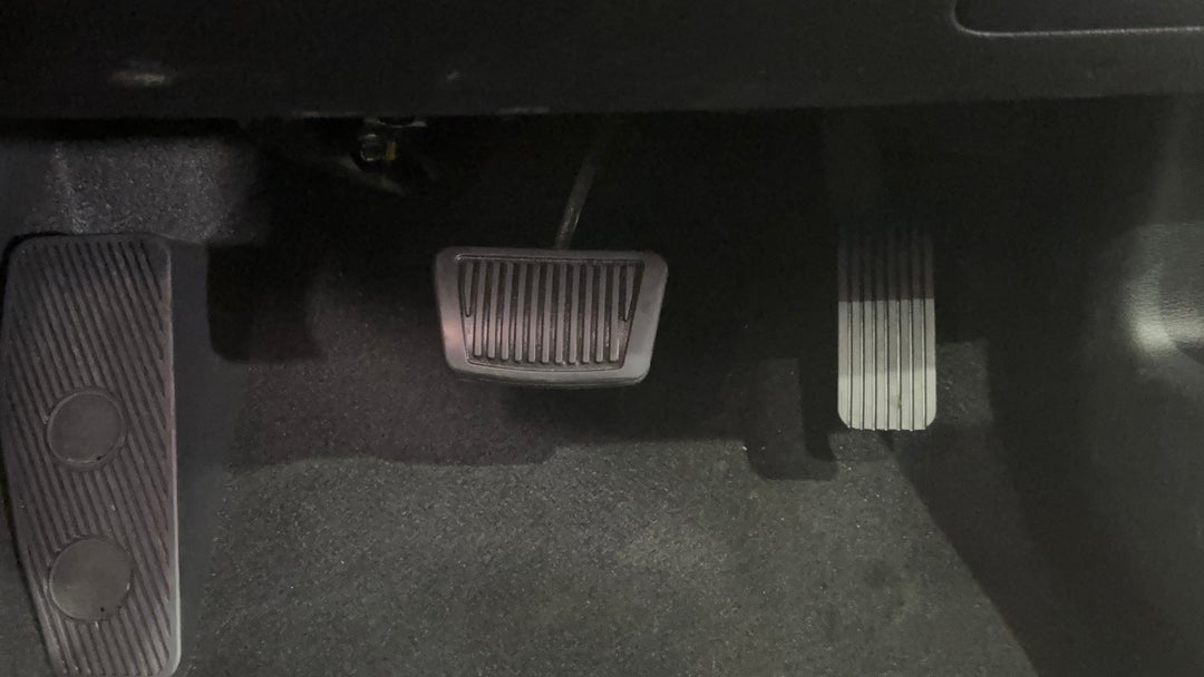 2024 Kia Cerato S, Automatic, 15084 km, Pedals and Footmat