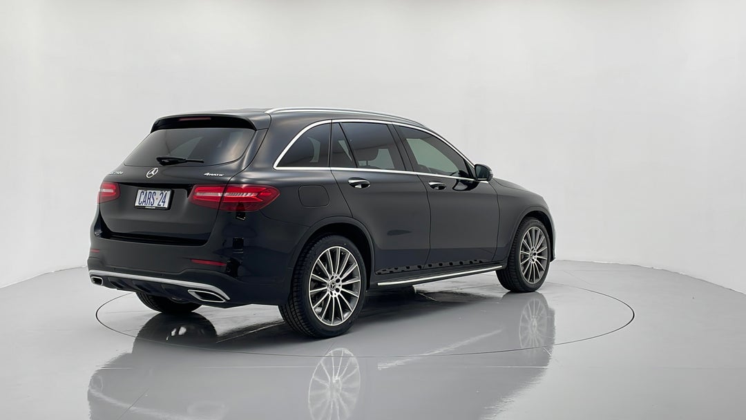 2016 Mercedes-benz GLC 250d, Automatic, 115415 km, Right Back Diagonal (45- Degree) View