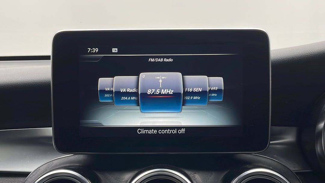 2016 Mercedes-benz GLC 250d, Automatic, 115415 km, Infotainment System