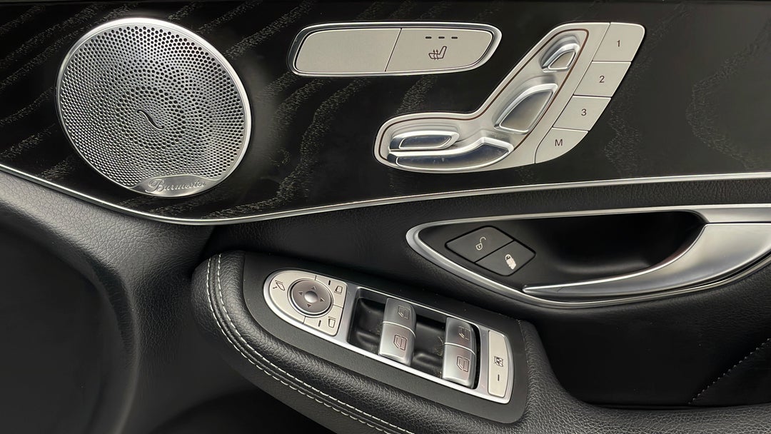 2016 Mercedes-benz GLC 250d, Automatic, 115415 km, Drivers Side Door Panel Controls