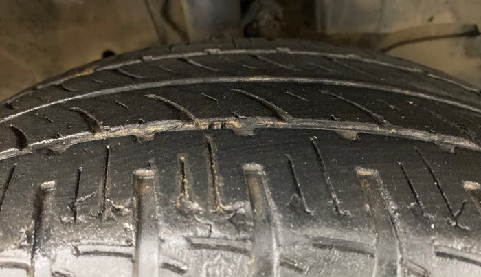 2017 Honda City V MT PETROL, Petrol, Manual, 13,242 km, Right Front Tyre Tread