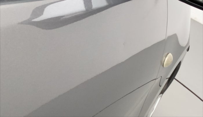 2015 Maruti Celerio VXI CNG, CNG, Manual, 70,779 km, Driver-side door - Slightly dented