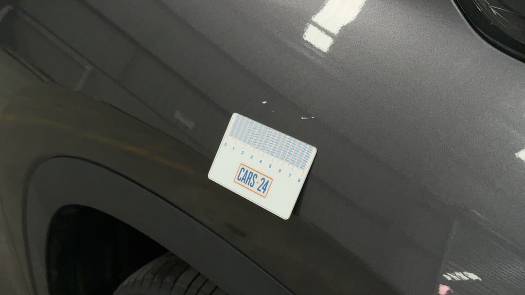 2021 Toyota Kluger Grande (4x4), Automatic, 78339 km, Quarter Panel Front RHS Guard Chip