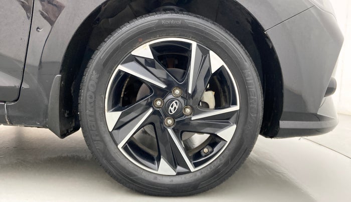 2020 Hyundai Verna SX (O)1.5 VTVT, Petrol, Manual, 29,729 km, Right Front Wheel