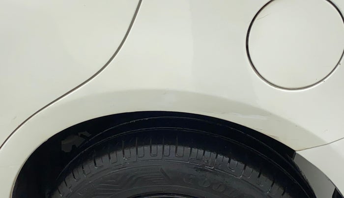 2014 Maruti Swift VXI, Petrol, Manual, 51,903 km, Left quarter panel - Minor scratches