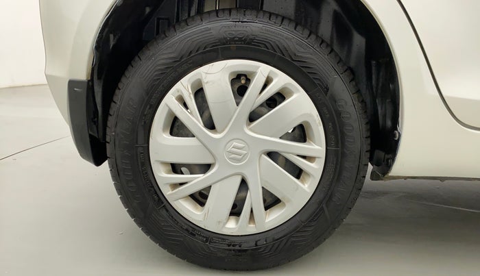 2014 Maruti Swift VXI, Petrol, Manual, 51,903 km, Right Rear Wheel