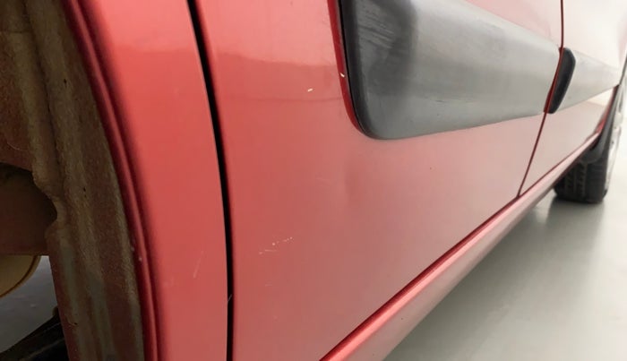 2017 Maruti Wagon R 1.0 VXI, Petrol, Manual, 73,501 km, Right rear door - Slightly dented