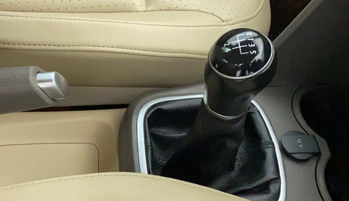 2019 Volkswagen Vento HIGHLINE DIESEL 1.5, Diesel, Manual, 69,899 km, Gear Lever