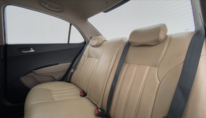 2014 Hyundai Xcent S 1.2, Petrol, Manual, 68,410 km, Right Side Rear Door Cabin
