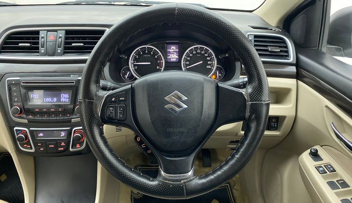 2017 Maruti Ciaz VXI PLUS, Petrol, Manual, 27,678 km, Steering Wheel Close Up