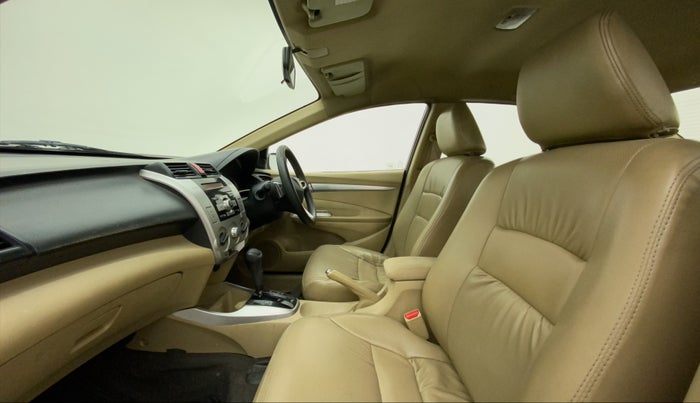 2010 Honda City 1.5L I-VTEC V AT, Petrol, Automatic, 80,053 km, Right Side Front Door Cabin