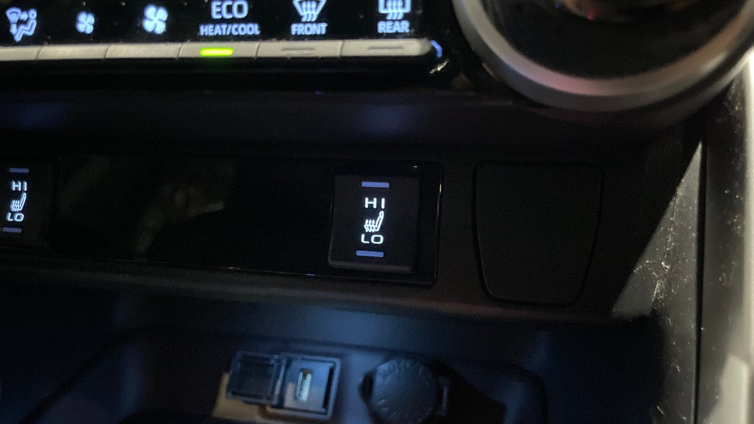 2021 Toyota RAV4 Cruiser (AWD) Hybrid, Automatic, 49840 km, Ventilated Seats