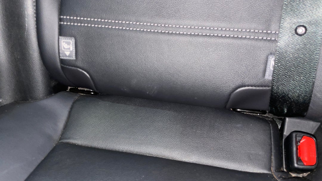 2021 Toyota RAV4 Cruiser (AWD) Hybrid, Automatic, 49840 km, Child Seat Anchor Points