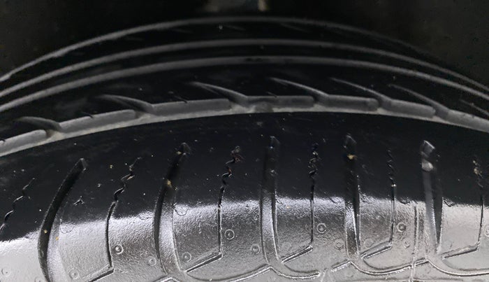 2018 Ford Ecosport 1.5TITANIUM TDCI, Diesel, Manual, 29,488 km, Left Rear Tyre Tread