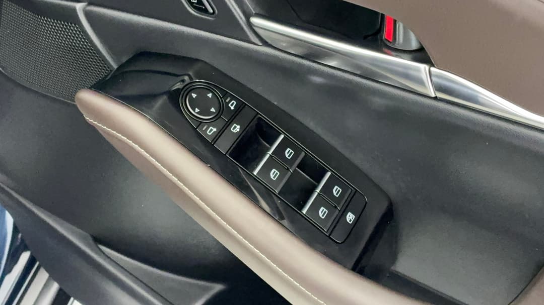 2020 Mazda CX-30 G20 Touring (FWD), Automatic, 74418 km, Drivers Side Door Panel Controls