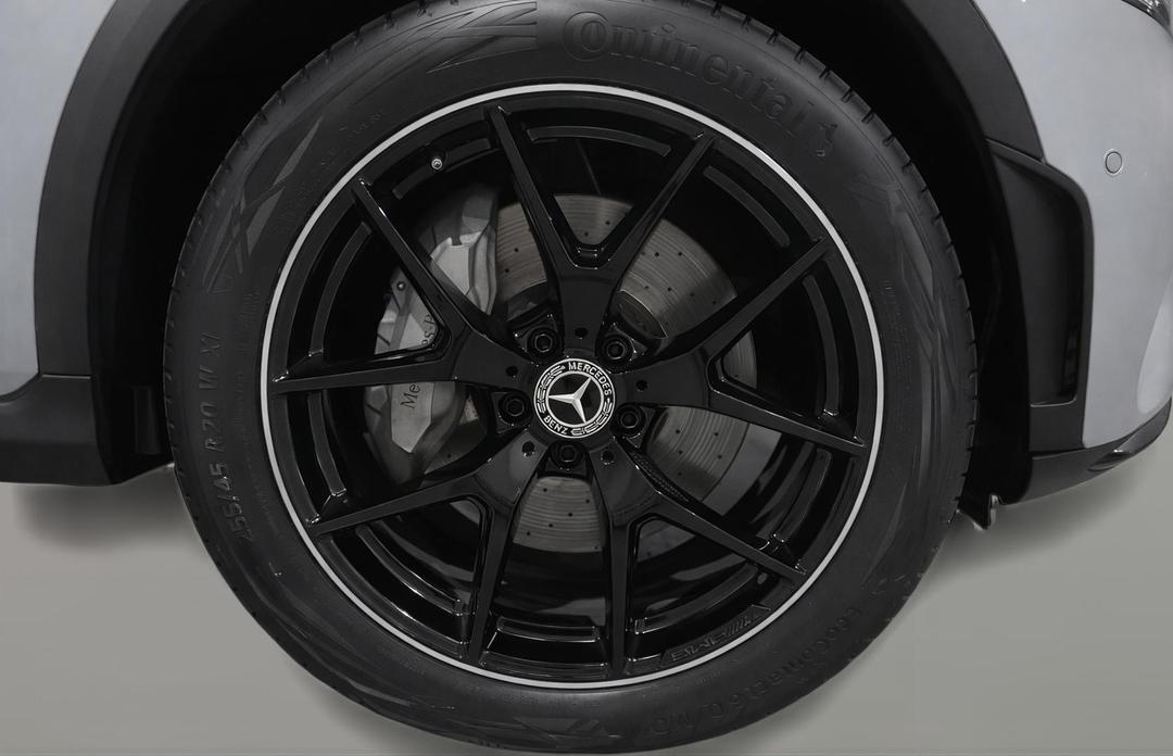 2022 Mercedes-benz GLC 200, Automatic, 64656 km, Right Front Wheel