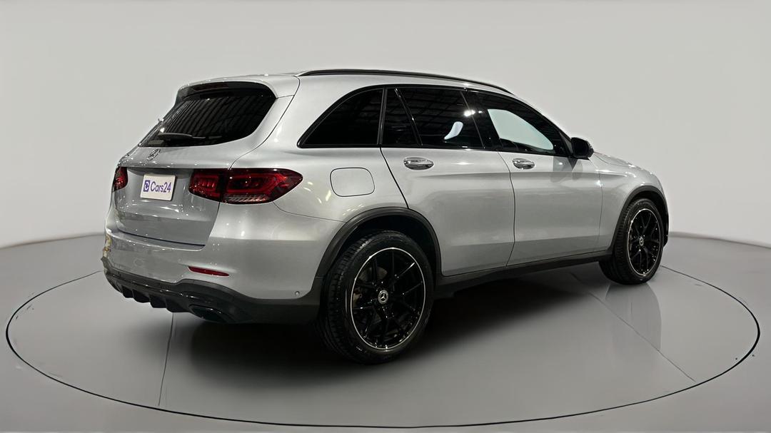 2022 Mercedes-benz GLC 200, Automatic, 64656 km, Right Back Diagonal (45- Degree) View