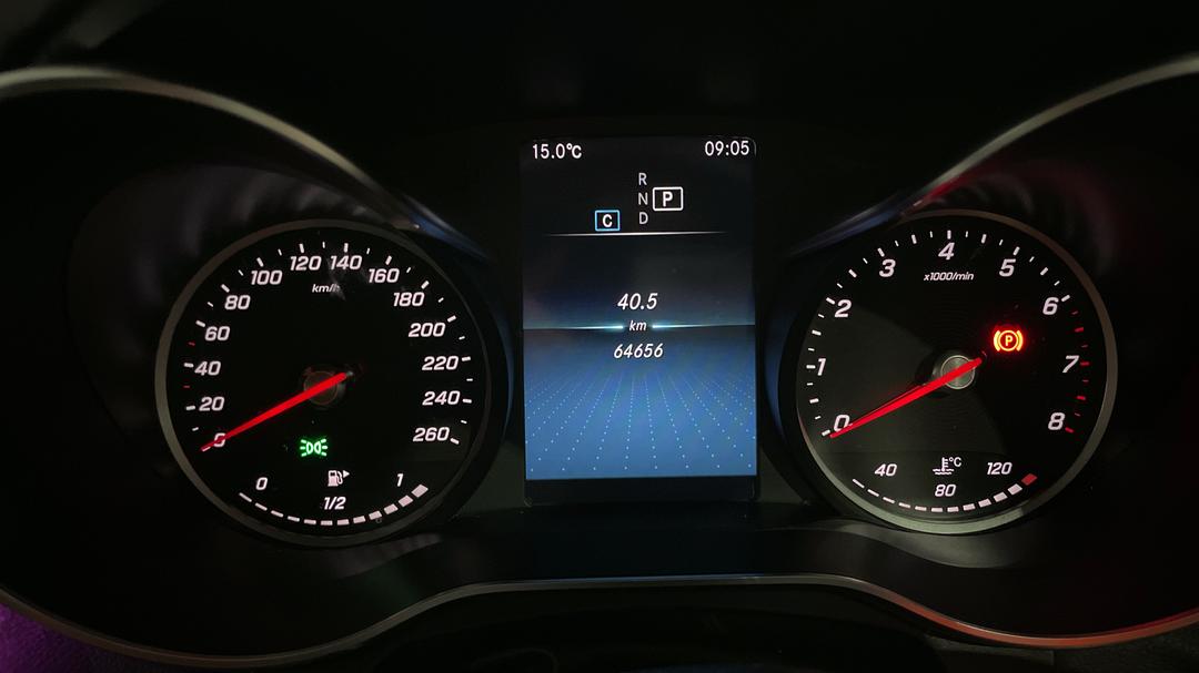 2022 Mercedes-benz GLC 200, Automatic, 64656 km, Odometer View